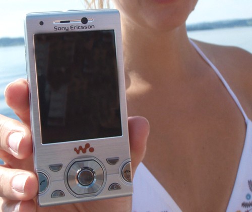 Sony Ericsson W995